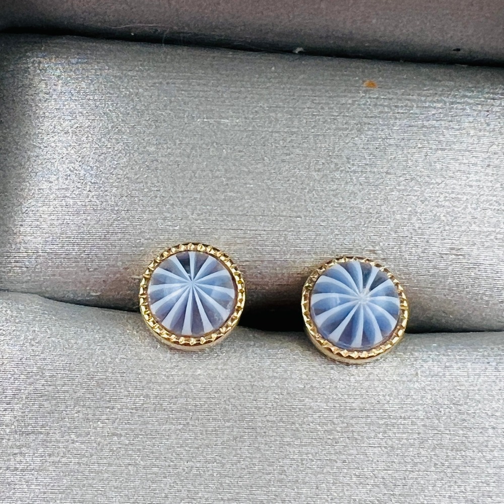 Vintage‎ Blue Ribbed Glass Stud Pierced Earrings Gold Tone Bezel Starburst